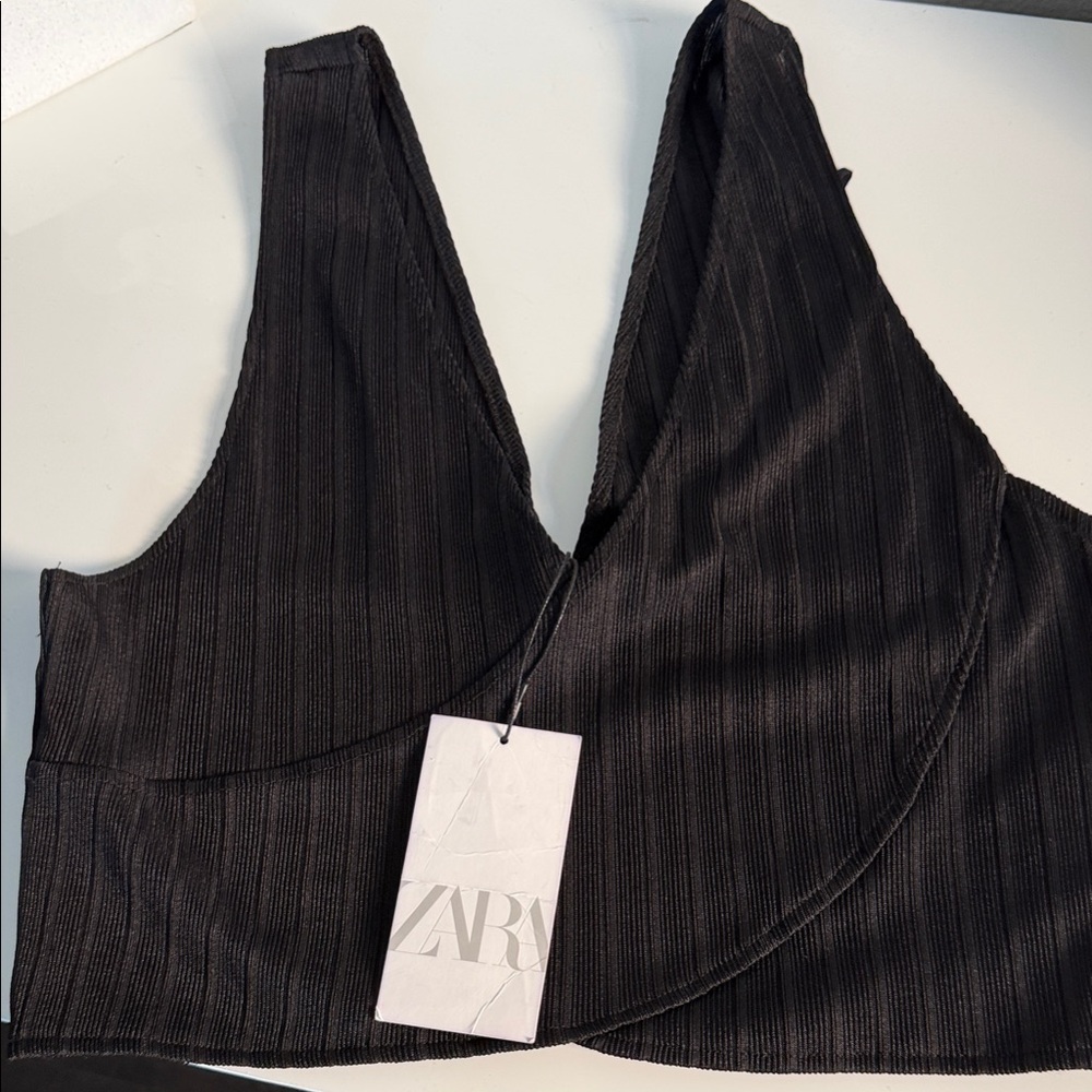 Zara Black Ribbed V-Neck Top